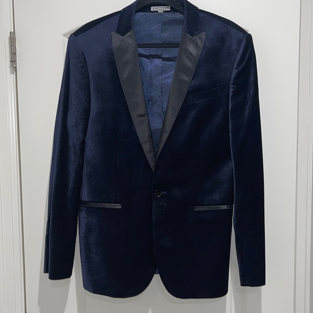 Express Fitted, 42R, Blue Suede, Tuxedo